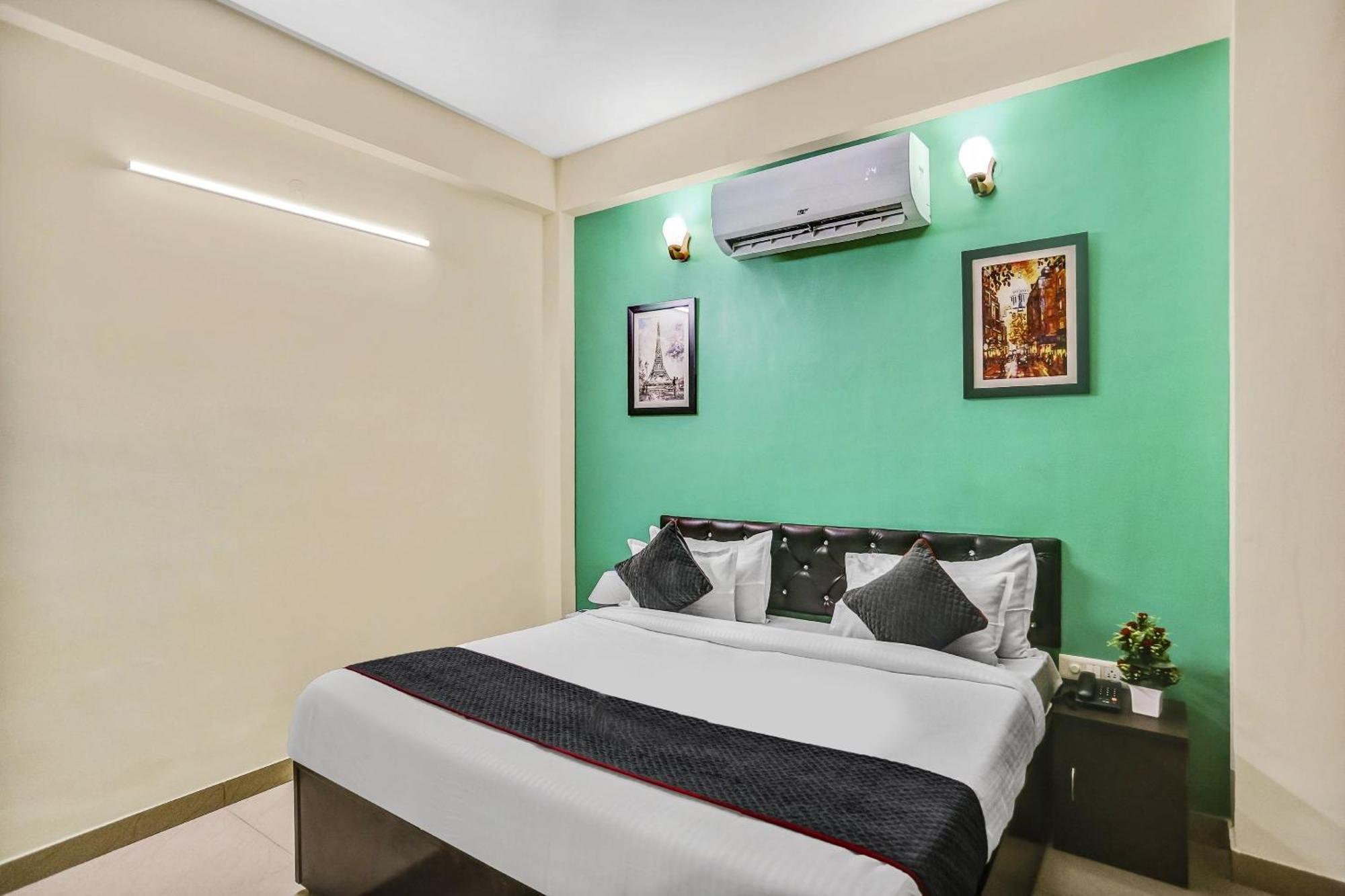 Townhouse Rumaisa Indirapuram Exterior foto
