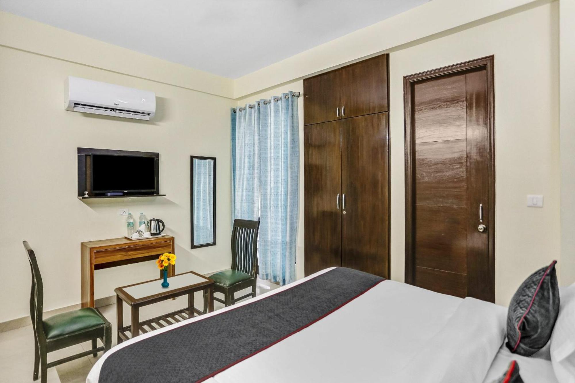 Townhouse Rumaisa Indirapuram Exterior foto