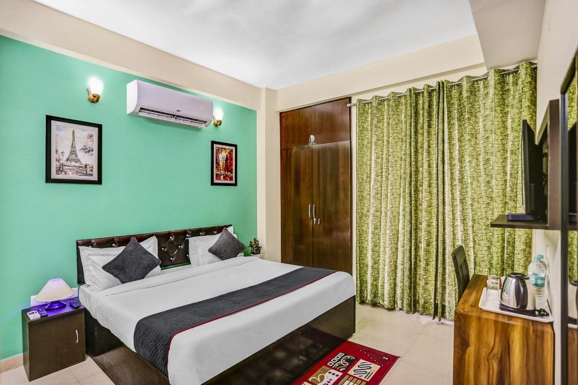 Townhouse Rumaisa Indirapuram Exterior foto
